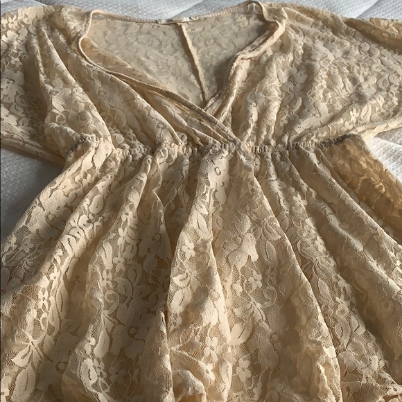 Swim cover up - Picture 3 of 3